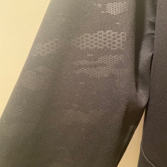 Excellent condition Bengals jacket by Fanatics, size medium - Picture 3 of 3